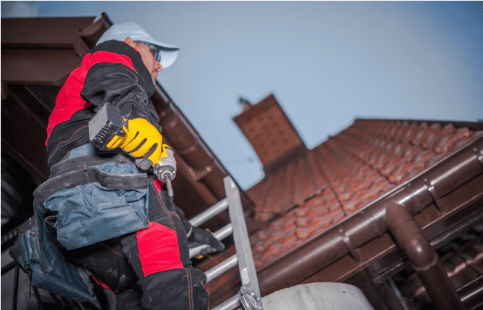 How to Handle Emergency Roof Repairs with safety precautions in a stormy situation